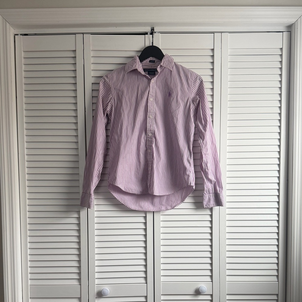 RALPH LAUREN Men’s Classic Fit Striped Button Up in Lavender